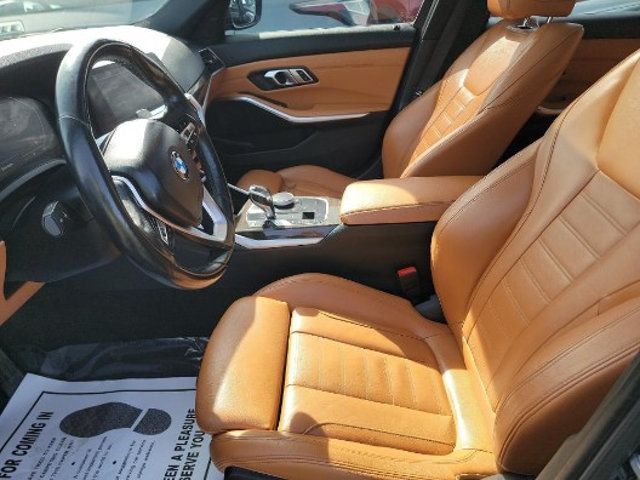 2019 BMW 3 Series 330i xDrive - 22994047 - 1