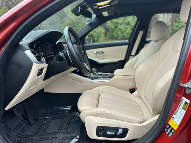 2019 BMW 3 Series 330i xDrive - 22958008 - 14