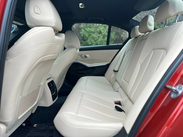 2019 BMW 3 Series 330i xDrive - 22958008 - 19