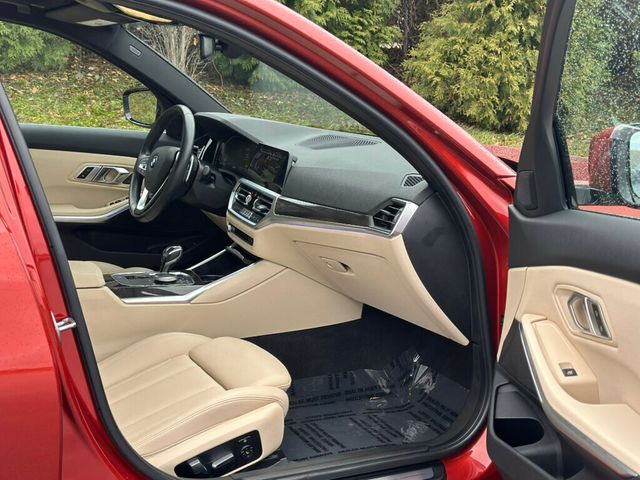 2019 BMW 3 Series 330i xDrive - 22958008 - 27