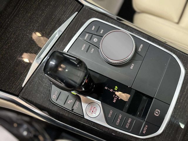 2019 BMW 3 Series 330i xDrive - 23014119 - 27