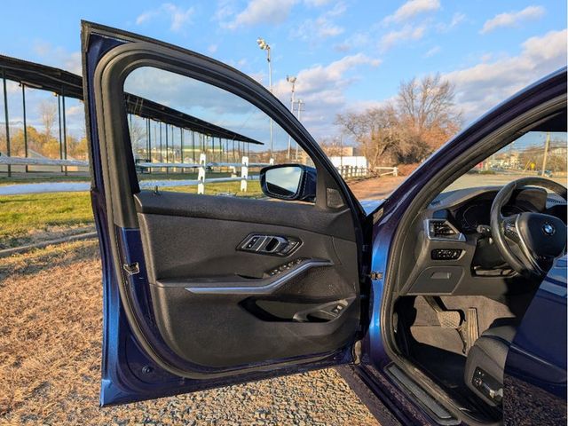 2019 BMW 3 Series 330i xDrive - 22957640 - 8
