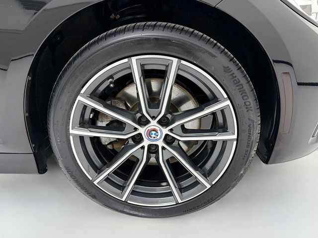2019 BMW 3 Series 330i xDrive - 22968136 - 32