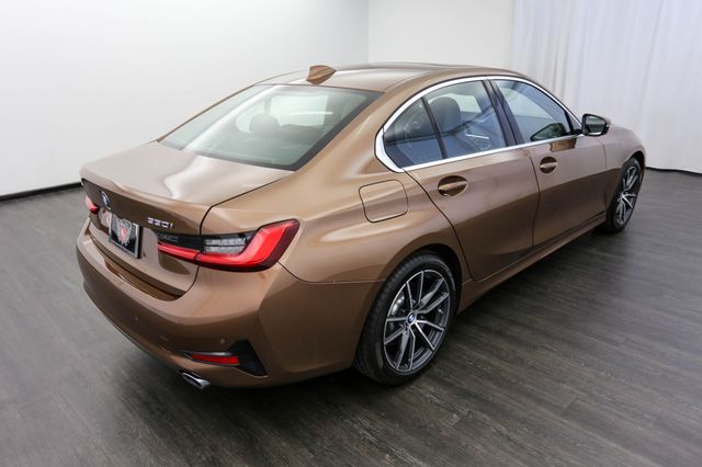 2019 BMW 3 Series 330i xDrive - 23025773 - 9