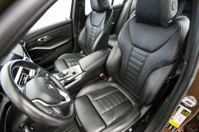 2019 BMW 3 Series 330i xDrive - 23025773 - 18