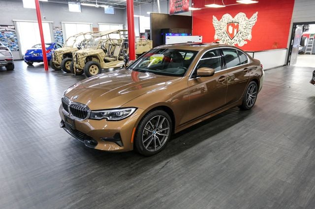 2019 BMW 3 Series 330i xDrive - 23025773 - 1