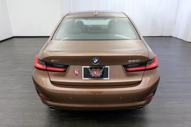 2019 BMW 3 Series 330i xDrive - 23025773 - 36
