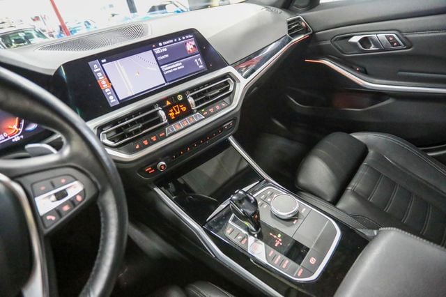 2019 BMW 3 Series 330i xDrive - 23025773 - 6