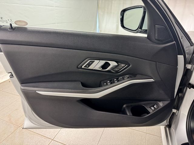 2019 BMW 3 Series 330i XDRIVE AWD PREMIUM - 23090619 - 13