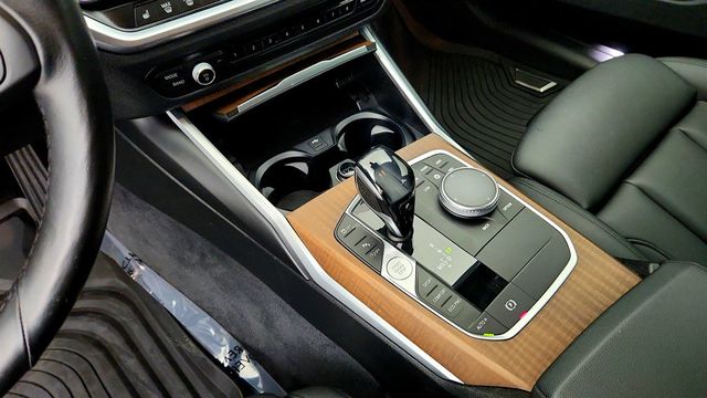 2019 BMW 3 Series 330i xDrive w/ Driving Assist Pro & Convenience Pkg - 23048756 - 15
