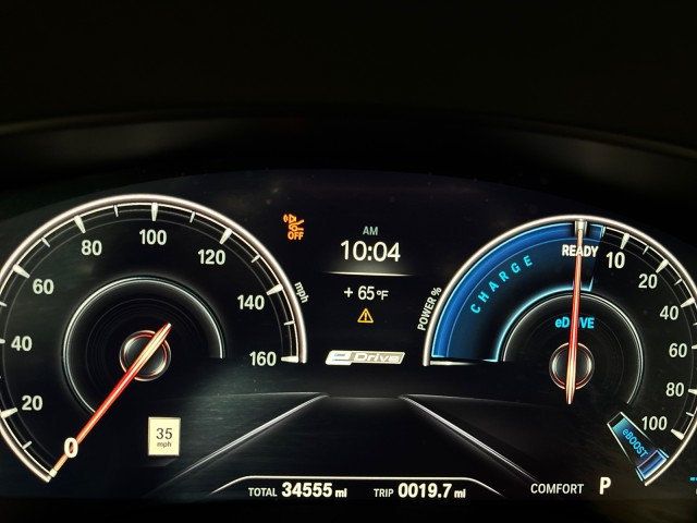 2019 BMW 5 Series 530e iPerformance Plug-In Hybrid - 22976947 - 10