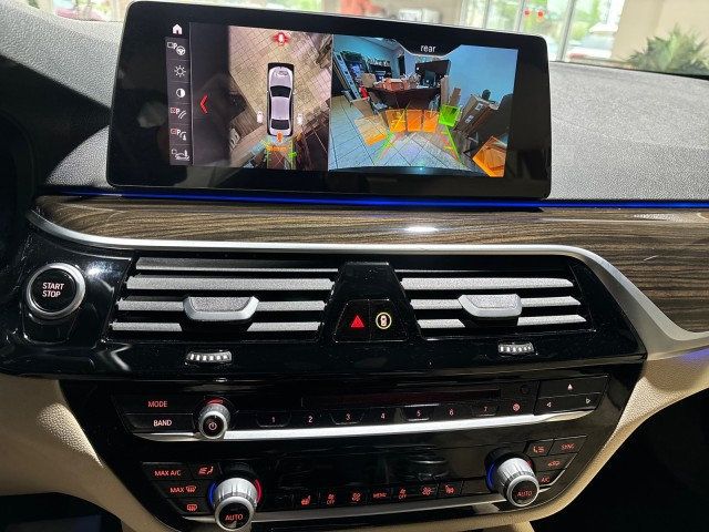 2019 BMW 5 Series 530e iPerformance Plug-In Hybrid - 22976947 - 12