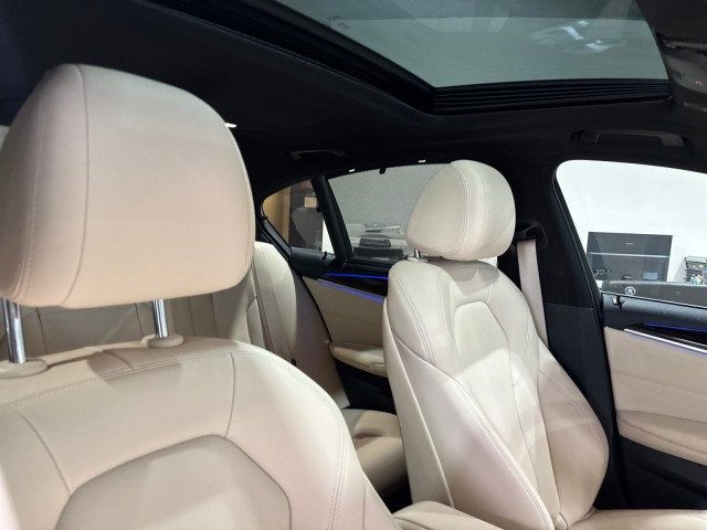 2019 BMW 5 Series 530e iPerformance Plug-In Hybrid - 22976947 - 17