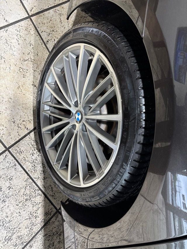 2019 BMW 5 Series 530e iPerformance Plug-In Hybrid - 22976947 - 25