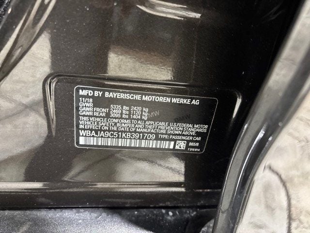 2019 BMW 5 Series 530e iPerformance Plug-In Hybrid - 22976947 - 29