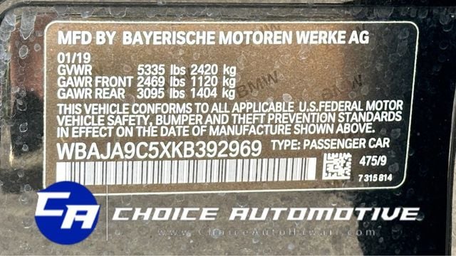 2019 BMW 5 Series 530e iPerformance Plug-In Hybrid - 22379528 - 26