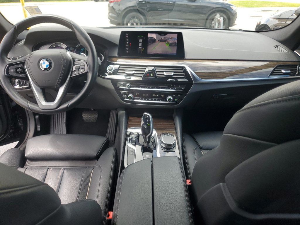 2019 BMW 5 Series 530e iPerformance Plug-In Hybrid - 22421003 - 12