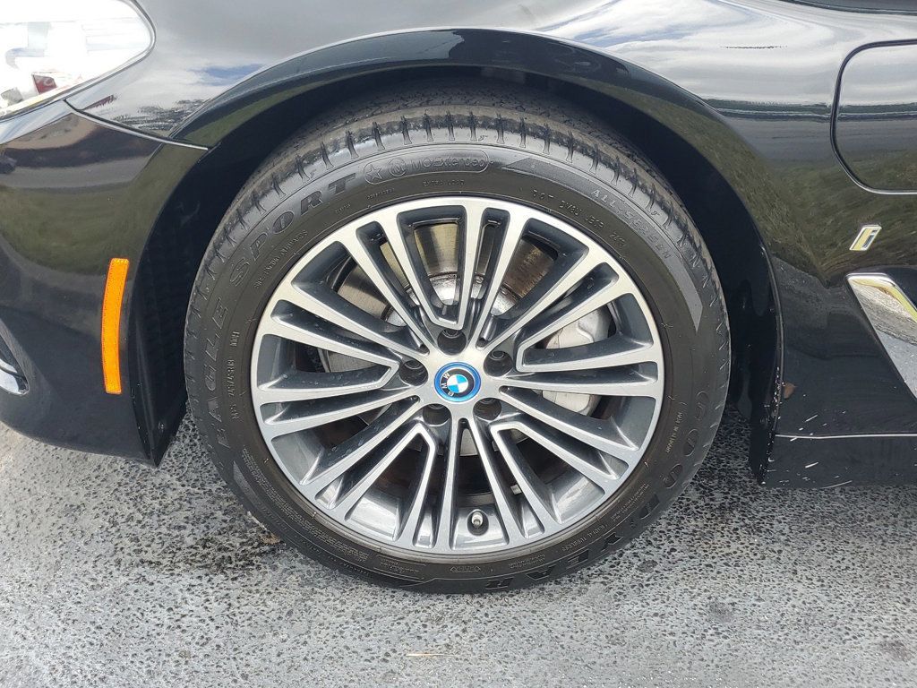 2019 BMW 5 Series 530e iPerformance Plug-In Hybrid - 22421003 - 6
