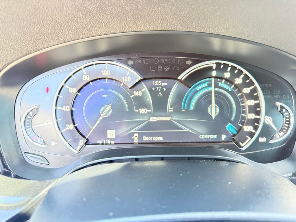 2019 BMW 5 Series 530e iPerformance Plug-In Hybrid - 22927159 - 24