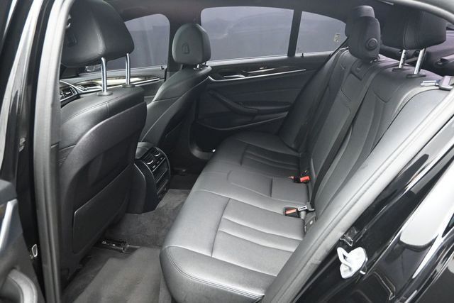 2019 BMW 5 Series 530e iPerformance Plug-In Hybrid - 23040668 - 10