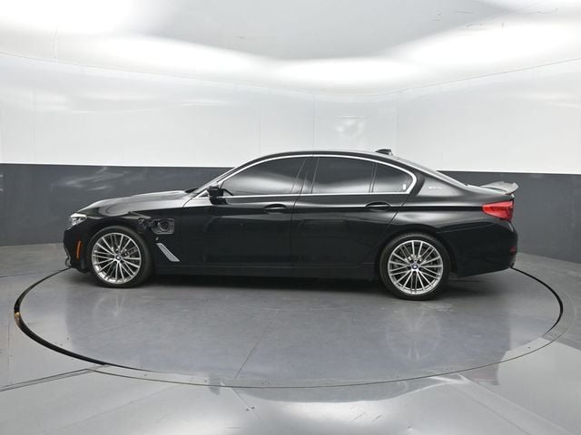 2019 BMW 5 Series 530e iPerformance Plug-In Hybrid - 23040668 - 1