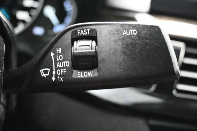 2019 BMW 5 Series 530e iPerformance Plug-In Hybrid - 23040668 - 23