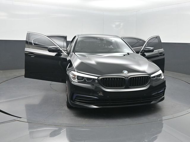 2019 BMW 5 Series 530e iPerformance Plug-In Hybrid - 23040668 - 38