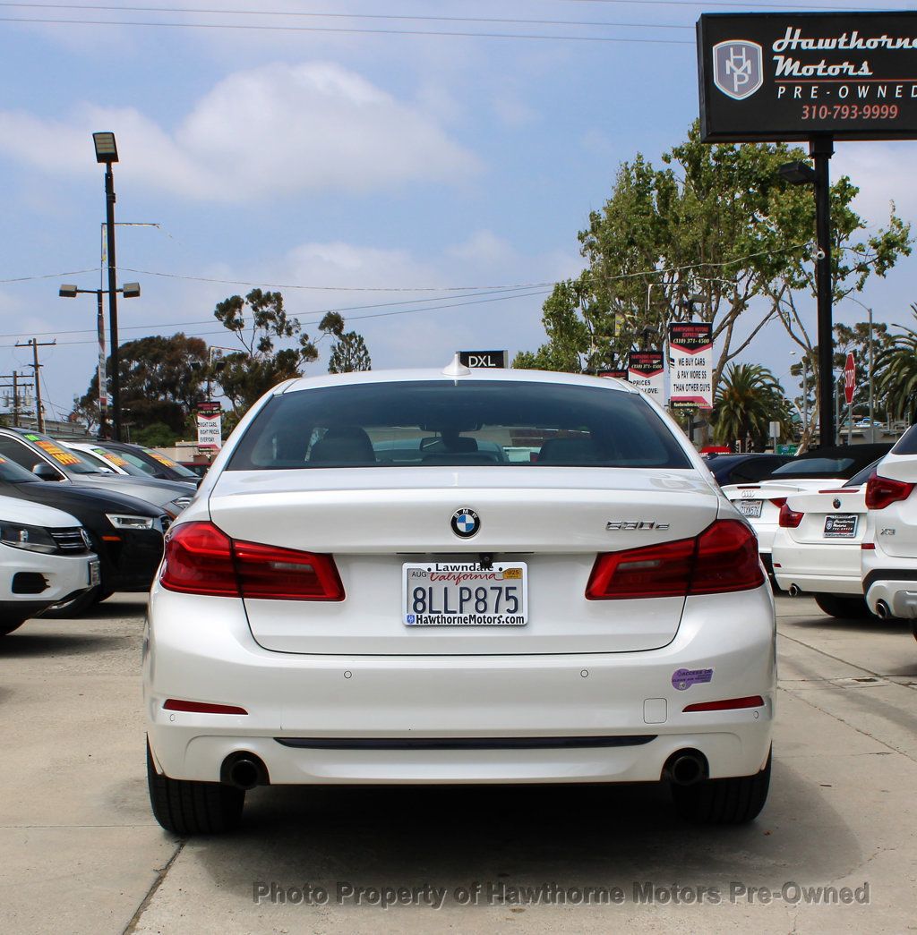 2019 Bmw 530e Sedan photo 4