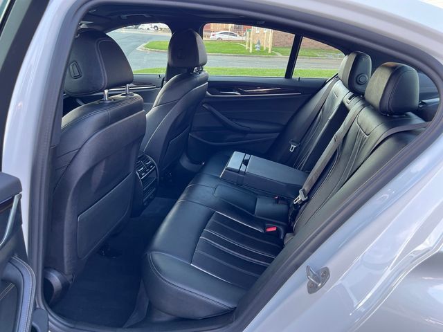 2019 BMW 5 Series 530e xDrive iPerformance Plug-In Hybrid - 23065047 - 13