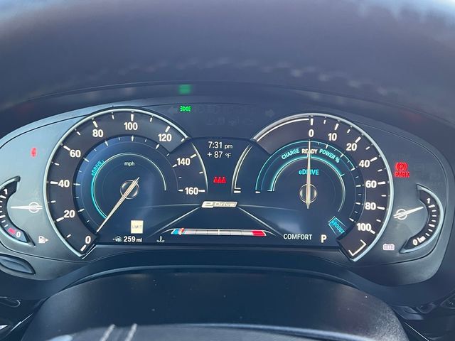 2019 BMW 5 Series 530e xDrive iPerformance Plug-In Hybrid - 23065047 - 26