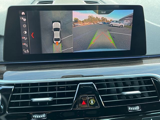 2019 BMW 5 Series 530e xDrive iPerformance Plug-In Hybrid - 23065047 - 31