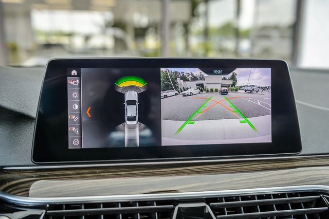 2019 BMW 5 Series 530i WHITE ON BLACK NAV BACKUP CAM BLUETOOTH MUST SEE - 23047629 - 18