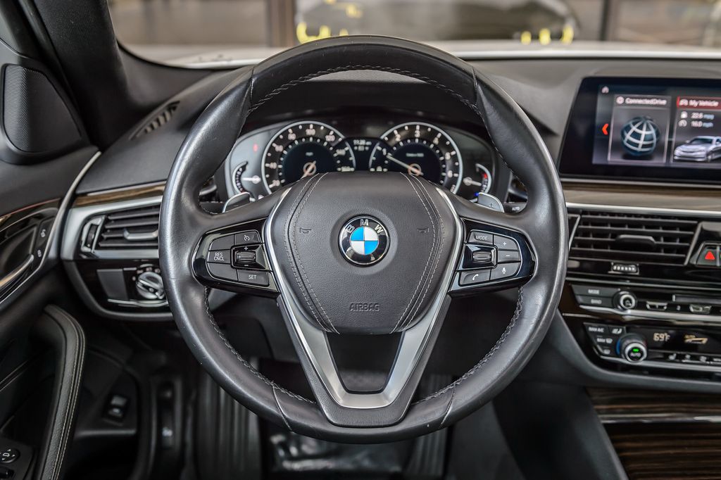2019 BMW 5 Series 530i WHITE ON BLACK NAV BACKUP CAM BLUETOOTH MUST SEE - 23047629 - 27
