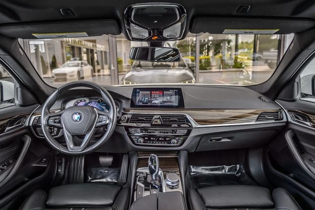 2019 BMW 5 Series 530i WHITE ON BLACK NAV BACKUP CAM BLUETOOTH MUST SEE - 23047629 - 2
