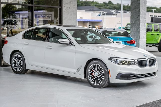 2019 BMW 5 Series 530i WHITE ON BLACK NAV BACKUP CAM BLUETOOTH MUST SEE - 23047629 - 3