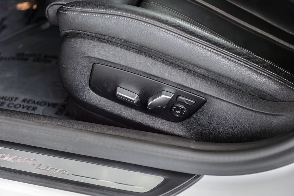 2019 BMW 5 Series 530i WHITE ON BLACK NAV BACKUP CAM BLUETOOTH MUST SEE - 23047629 - 41
