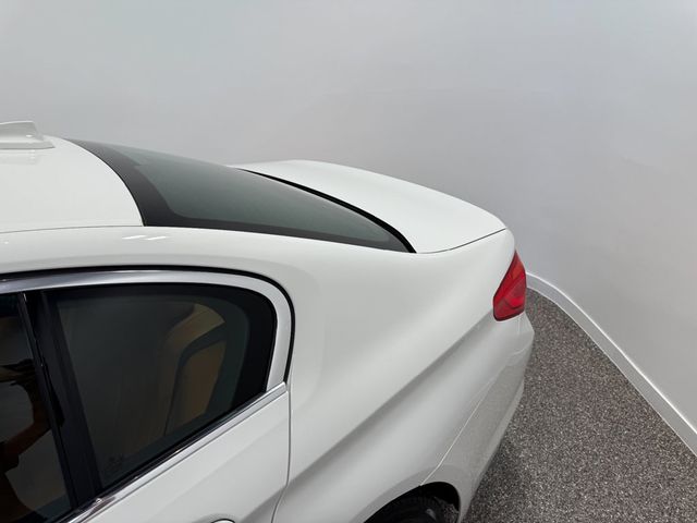 2019 BMW 5 Series 530i xDrive - 23053045 - 22
