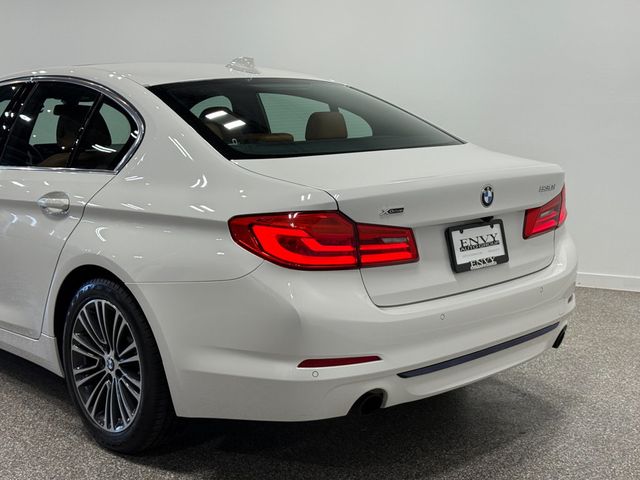 2019 BMW 5 Series 530i xDrive - 23053045 - 24