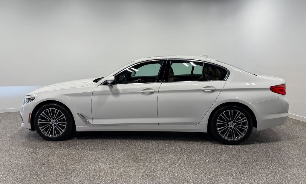 2019 BMW 5 Series 530i xDrive - 23053045 - 25