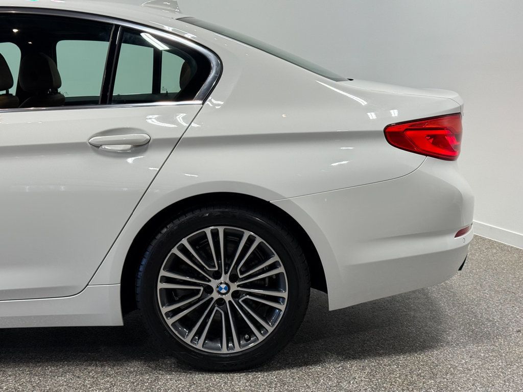 2019 BMW 5 Series 530i xDrive - 23053045 - 26