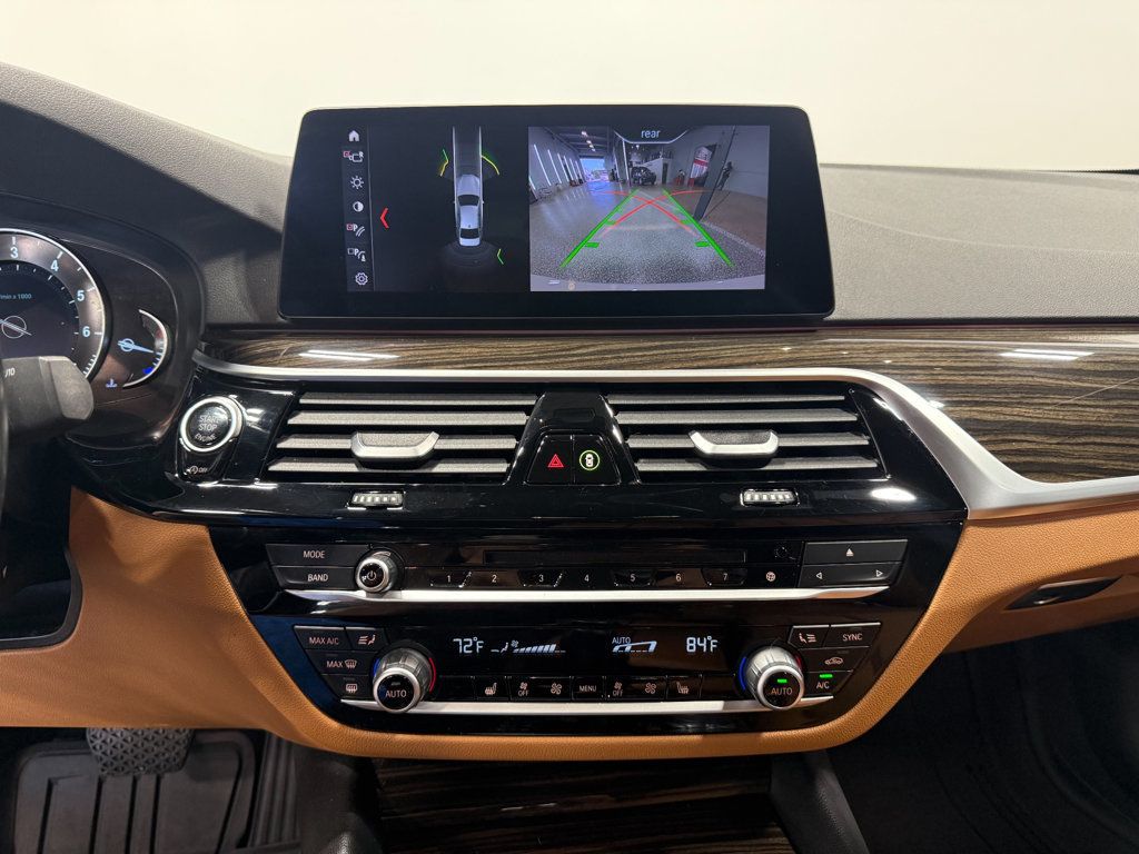 2019 BMW 5 Series 530i xDrive - 23053045 - 44