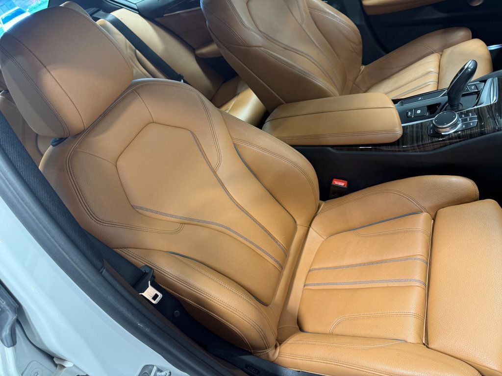 2019 BMW 5 Series 530i xDrive - 23053045 - 60