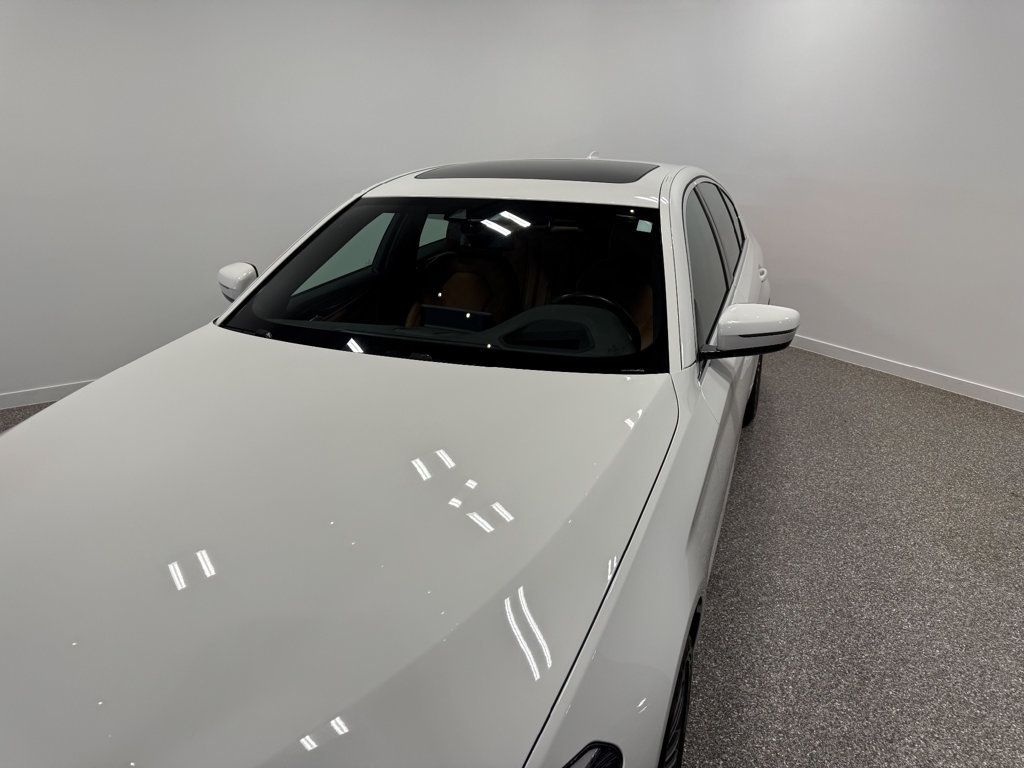 2019 BMW 5 Series 530i xDrive - 23053045 - 6