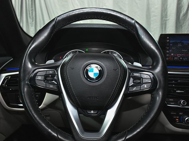 2019 BMW 5 Series 530i xDrive - 22936638 - 29