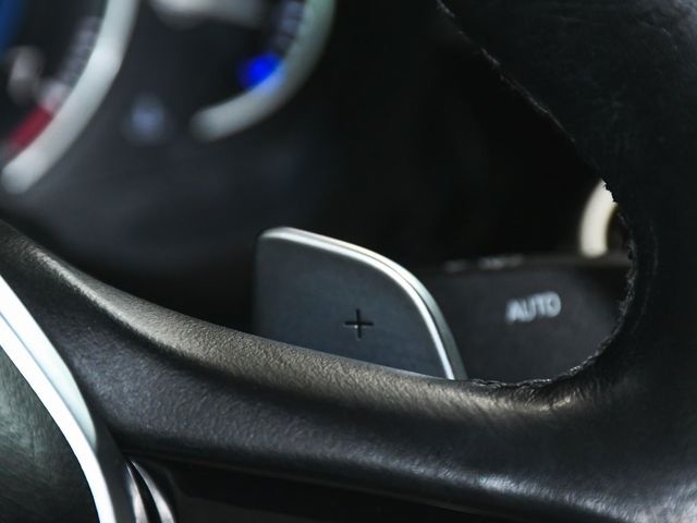 2019 BMW 5 Series 530i xDrive - 22936638 - 33