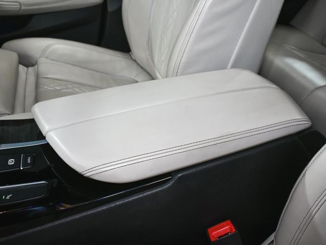 2019 BMW 5 Series 530i xDrive - 22936638 - 40