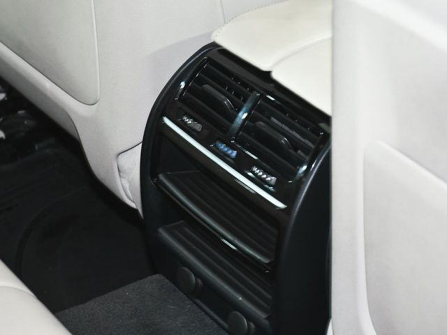 2019 BMW 5 Series 530i xDrive - 22936638 - 47