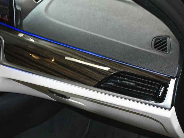 2019 BMW 5 Series 530i xDrive - 22936638 - 54