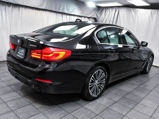 2019 BMW 5 Series 530i xDrive - 22936638 - 5
