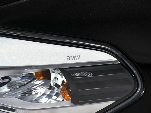 2019 BMW 5 Series 530i xDrive - 22936638 - 67